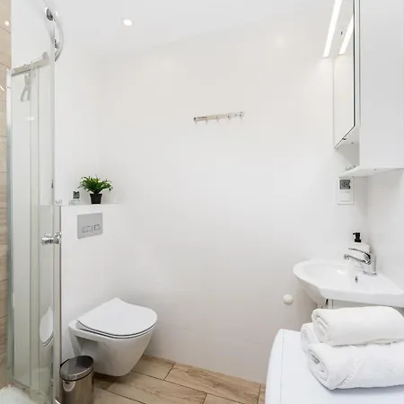 Czarnowiejska Mini Studio With Loggia Kraków Zewnętrze zdjęcie